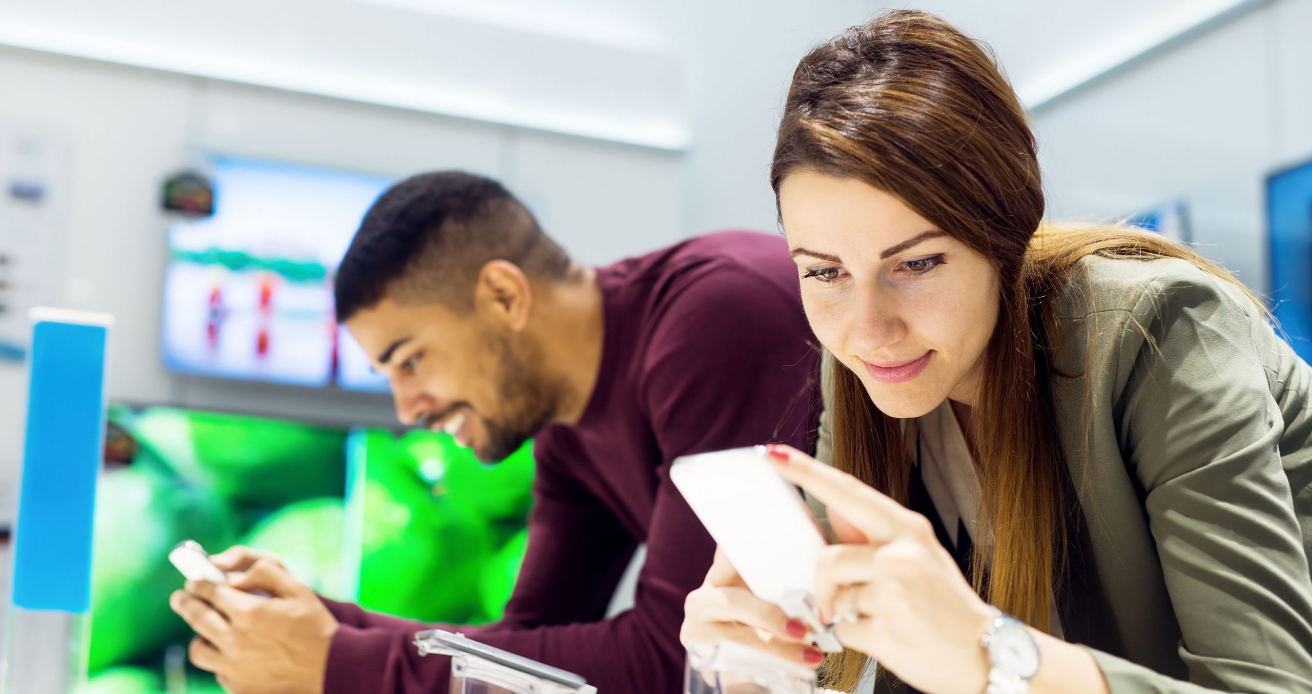 Cell chip shortages — hear from AT&T, T-Mobile, Verizon consumers.